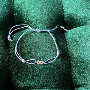 It is handmade. It is a great gift idea for your lovely family and friends.